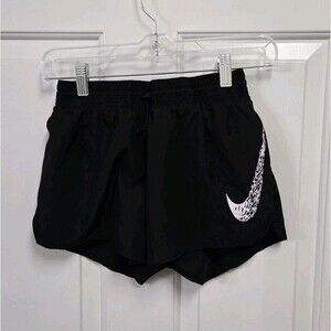 Women’s Nike Shorts Black Size XS